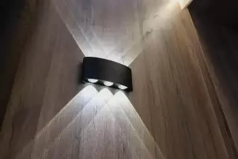 Отделка балкона ЛДСП с объединением с комнатой