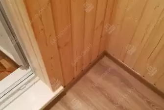 Остекление и отделка балкона Сапожок