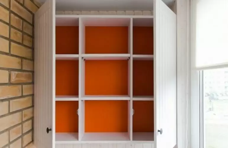 Навесные шкафы